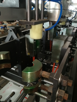 5000 ml Maszyna do formowania z rozdmuchiwaniem Jerry Can Automatyczne etykietowanie