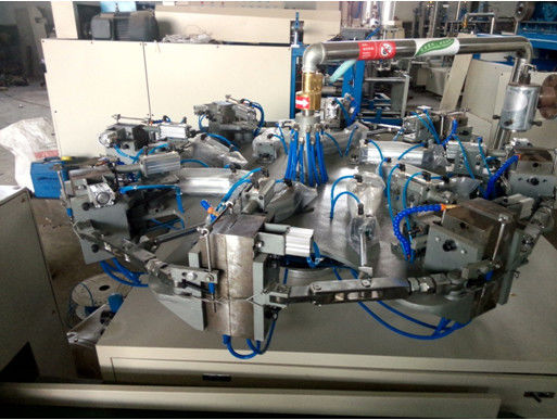 0,7Mpa 6 stacji wytłaczania plastikowych butelek z rozdmuchem 15kw