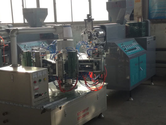 7,5KW 4 stacja PP Mała plastikowa maszyna do formowania z rozdmuchiwaniem 1000 ml