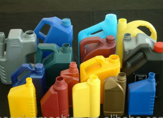 LDPE 5-litrowa rozdmuchowa maszyna do rozdmuchiwania 0,6 m3 / min plastikowa maszyna do rozdmuchiwania butelek 6000 kg