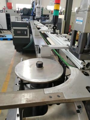 Automatyczna maszyna do wydmuchiwania butelek 40 kg / H