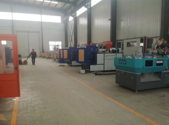 Hydrauliczna rozdmuchiwarka HDPE z rozdmuchiwaniem