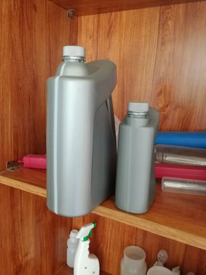 5000 ml Maszyna do formowania z rozdmuchiwaniem Jerry Can Automatyczne etykietowanie